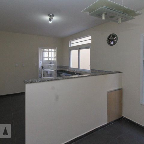Casa à venda com 177m², 3 quartos e 2 vagasCozinha
