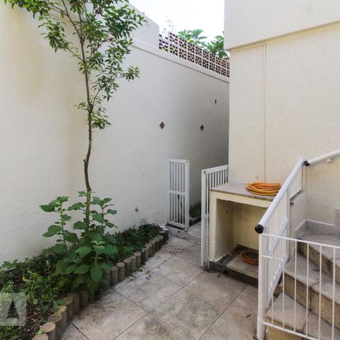 Casa à venda com 177m², 3 quartos e 2 vagasQuintal