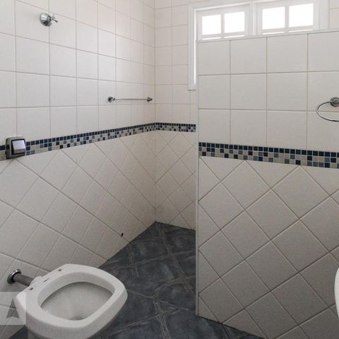 Casa à venda com 177m², 3 quartos e 2 vagasBanheiro Social