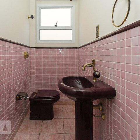 Casa à venda com 177m², 3 quartos e 2 vagasLavabo