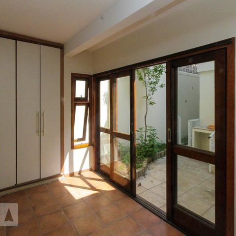 Casa à venda com 177m², 3 quartos e 2 vagasEdícula