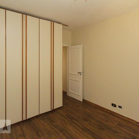 Casa à venda com 177m², 3 quartos e 2 vagasQuarto