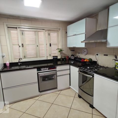 Casa à venda com 268m², 3 quartos e 1 vagaCozinha