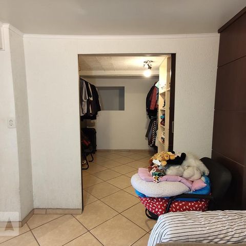 Casa à venda com 268m², 3 quartos e 1 vagaSala/Quarto