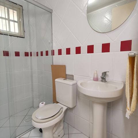 Casa à venda com 268m², 3 quartos e 1 vagaBanheiro 3