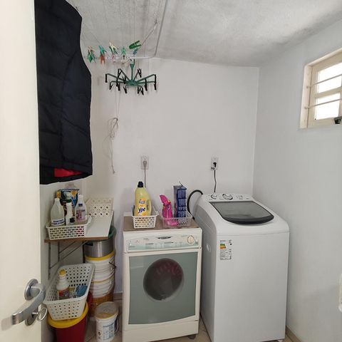Casa à venda com 268m², 3 quartos e 1 vagaÁrea de Serviço