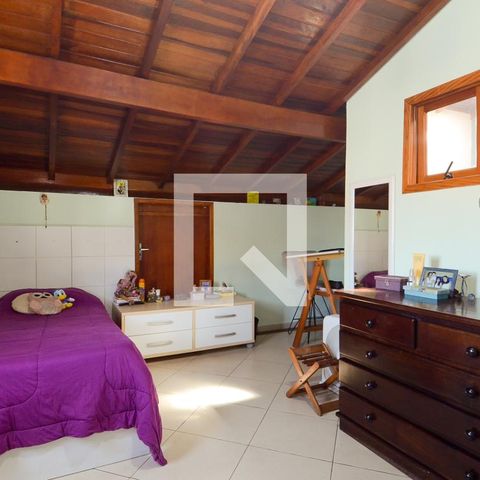 Casa à venda com 200m², 4 quartos e 4 vagasQuarto 4 - Sótão