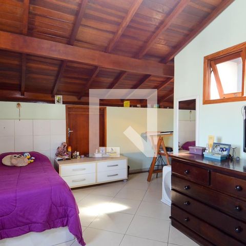 Casa à venda com 200m², 4 quartos e 4 vagasQuarto 4 - Sótão
