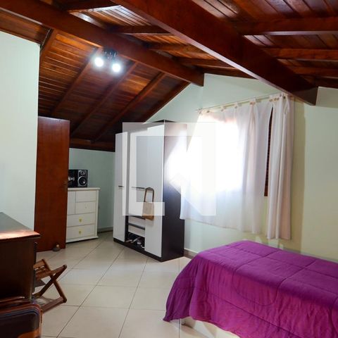 Casa à venda com 200m², 4 quartos e 4 vagasQuarto 4 - Sótão