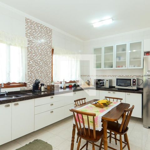 Casa à venda com 200m², 4 quartos e 4 vagasCozinha