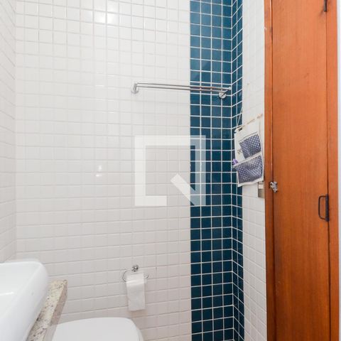Casa à venda com 200m², 4 quartos e 4 vagasBanheiro Social
