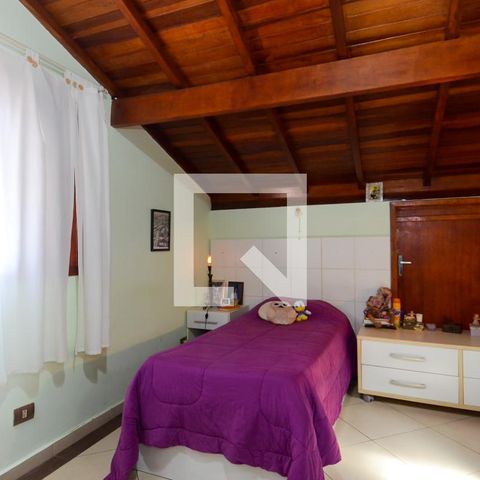 Casa à venda com 200m², 4 quartos e 4 vagasQuarto 4 - Sótão