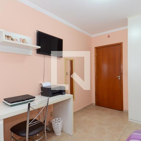 Casa à venda com 200m², 4 quartos e 4 vagasQuarto 1
