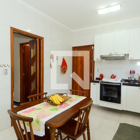 Casa à venda com 200m², 4 quartos e 4 vagasCozinha