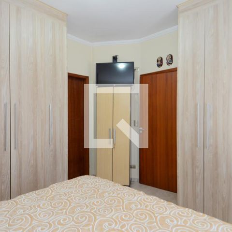 Casa à venda com 200m², 4 quartos e 4 vagasQuarto 3 - Suíte