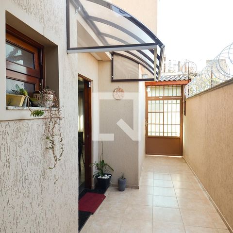 Casa à venda com 200m², 4 quartos e 4 vagasCorredor de Entrada