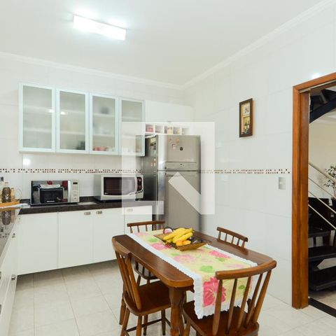 Casa à venda com 200m², 4 quartos e 4 vagasCozinha
