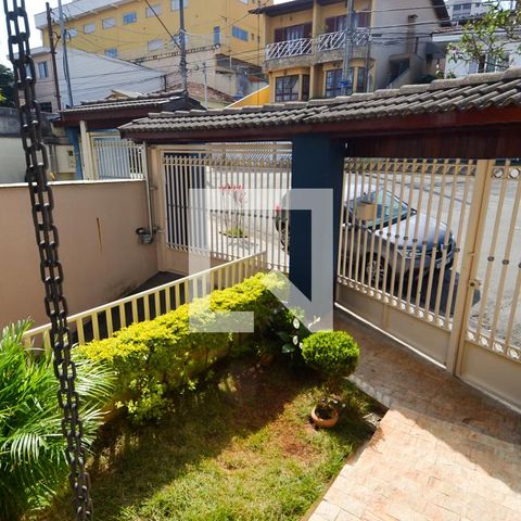 Casa à venda com 200m², 4 quartos e 4 vagasÁrea de Entrada