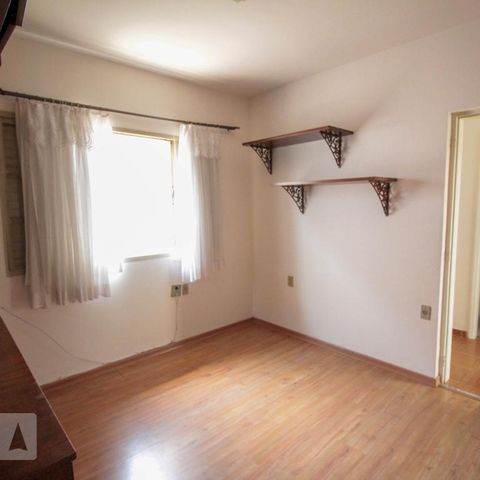 Casa à venda com 157m², 4 quartos e 3 vagasSuite 3