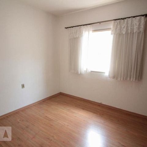 Casa à venda com 157m², 4 quartos e 3 vagasQuarto 1