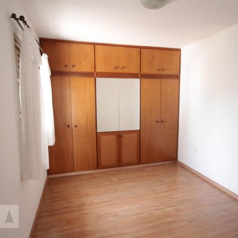 Casa à venda com 157m², 4 quartos e 3 vagasSuite 4