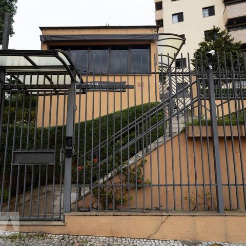 Apartamento à venda com 180m², 3 quartos e 2 vagasFachada