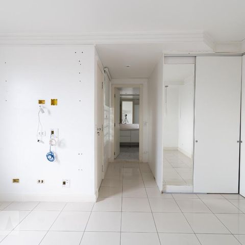 Apartamento à venda com 180m², 3 quartos e 2 vagasSuíte 2