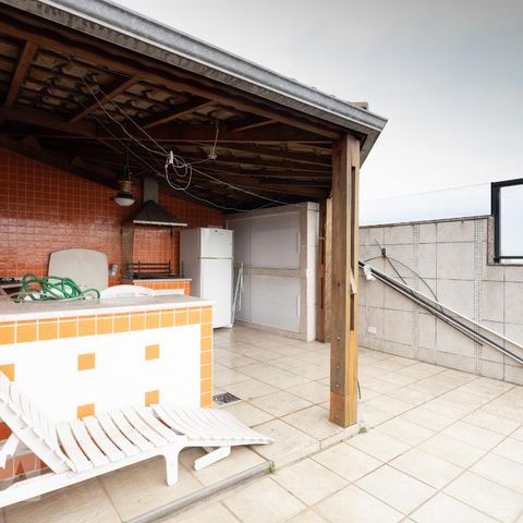 Apartamento à venda com 180m², 3 quartos e 2 vagasChurrasqueira