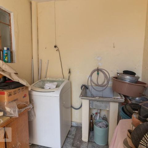 Casa à venda com 250m², 4 quartos e 2 vagasÁrea de Serviço