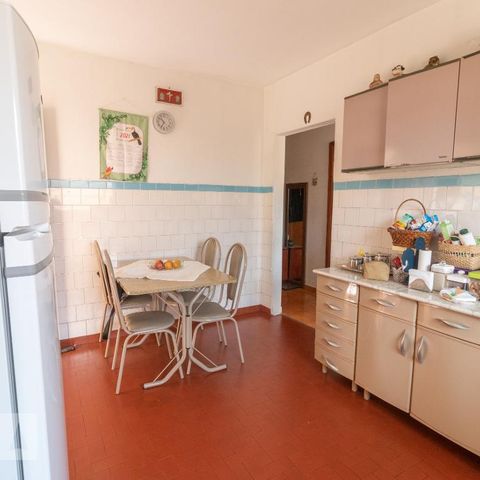 Casa à venda com 250m², 4 quartos e 2 vagasCozinha 2 