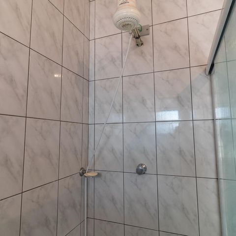 Casa à venda com 250m², 4 quartos e 2 vagasBanheiro