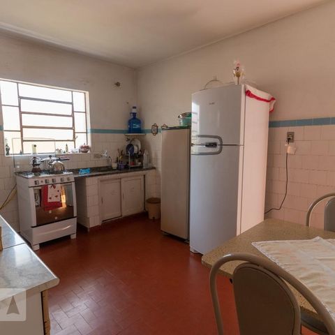 Casa à venda com 250m², 4 quartos e 2 vagasCozinha 2 