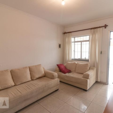 Casa à venda com 250m², 4 quartos e 2 vagasSala
