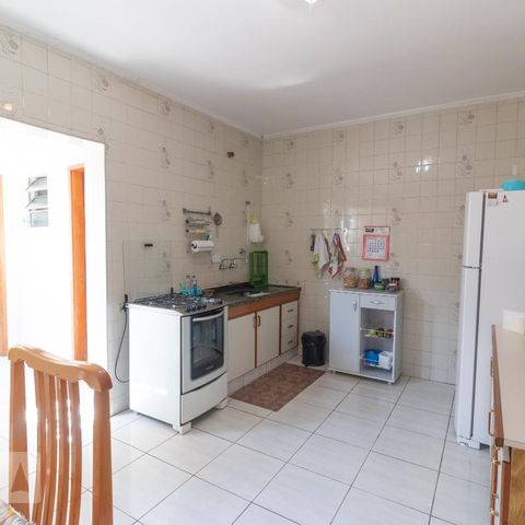 Casa à venda com 250m², 4 quartos e 2 vagasCozinha