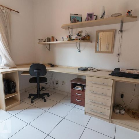 Casa à venda com 250m², 4 quartos e 2 vagasQuarto 2