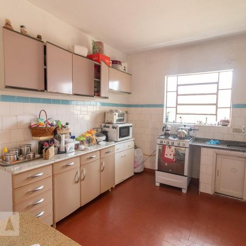 Casa à venda com 250m², 4 quartos e 2 vagasCozinha 2 