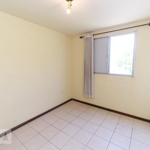 Apartamento à venda com 54m², 2 quartos e 1 vagaQuarto 1 02