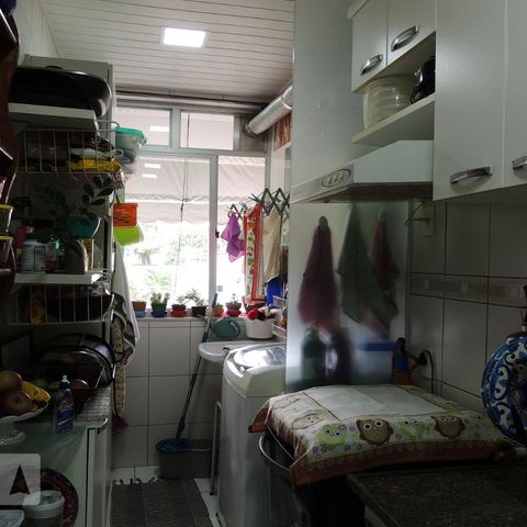 Apartamento à venda com 70m², 2 quartos e 1 vagaCozinha - Armários