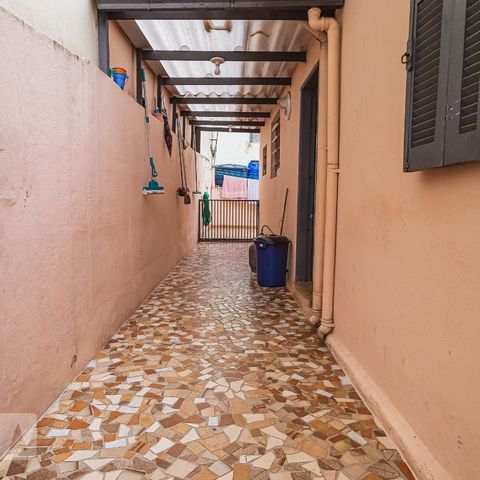 Casa à venda com 400m², 3 quartos e 2 vagasCasa 01 - Quintal