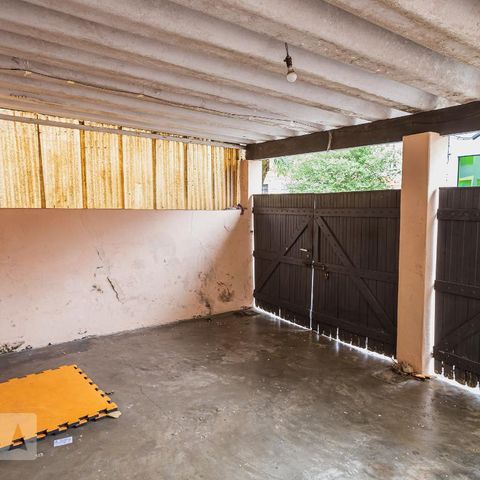 Casa à venda com 400m², 3 quartos e 2 vagasGaragem