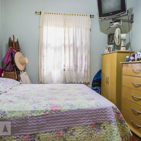 Casa à venda com 400m², 3 quartos e 2 vagasCasa 01 - Dormitório 01