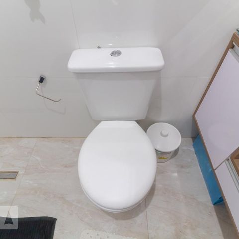 Casa à venda com 300m², 1 quarto e 2 vagasBanheiro da Suíte