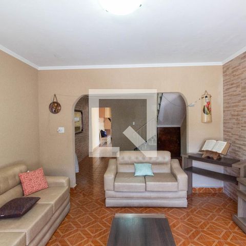 Casa à venda com 120m², 3 quartos e 1 vagaSala