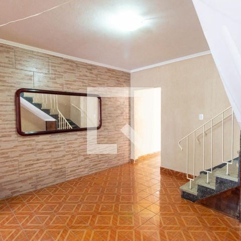 Casa à venda com 120m², 3 quartos e 1 vagaCopa