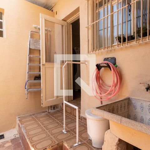 Casa à venda com 120m², 3 quartos e 1 vagaLavanderia