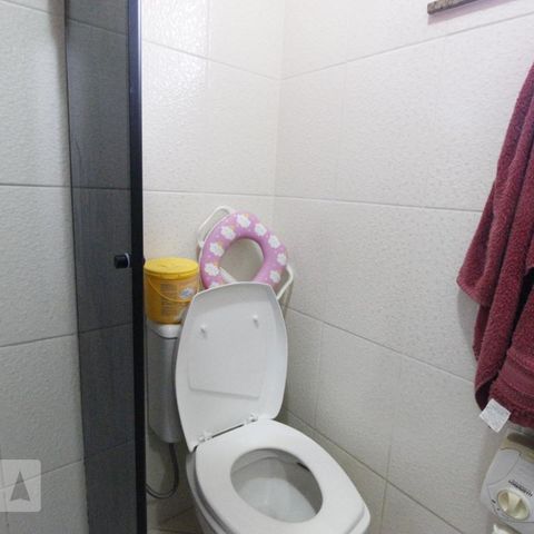 Casa à venda com 102m², 2 quartos e 4 vagasBanheiro 1