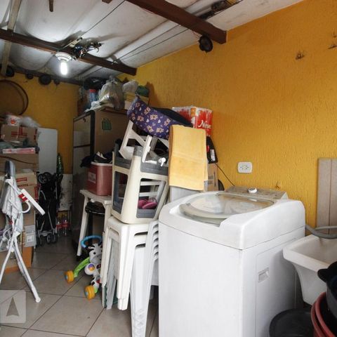 Casa à venda com 102m², 2 quartos e 4 vagasÁrea de Serviço e despensa
