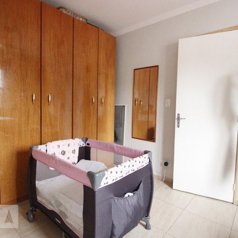Casa à venda com 102m², 2 quartos e 4 vagasQuarto 2