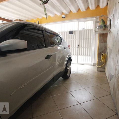 Casa à venda com 102m², 2 quartos e 4 vagasGaragem