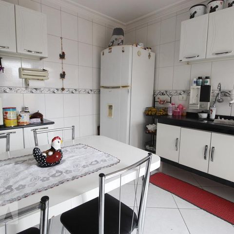 Casa à venda com 102m², 2 quartos e 4 vagasCozinha